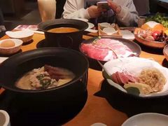 -呷哺呷哺(融创茂店)