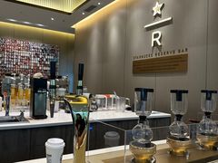 -星巴克臻选(深圳龙华红山天虹店)