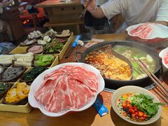 -赵美丽·重庆社区火锅·直营店(火车东站·中豪国际店)