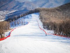 -中旅松花湖滑雪场