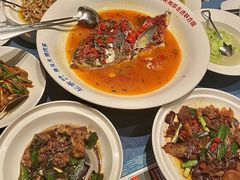 -坛宗剁椒鱼头(河西王府井店)