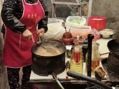 -老婆婆炒饭(小白楼1902欧式风情街店)