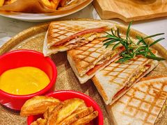 -西语·炭烧牛排(卓越中寰店)