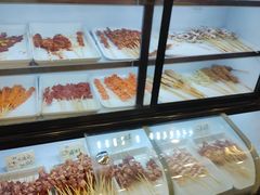-哈尔滨小酒馆·鲜肉现穿自助烧烤(康新花园店)