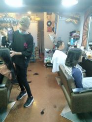 -乾健·烫染·接发SALON