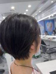 -镁连社·美联社