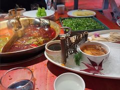 -小龙翻大江文化火锅(宽窄店)