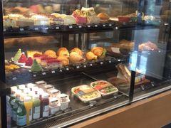 面包甜点陈列柜-星巴克(南京汉中环亚广场店)