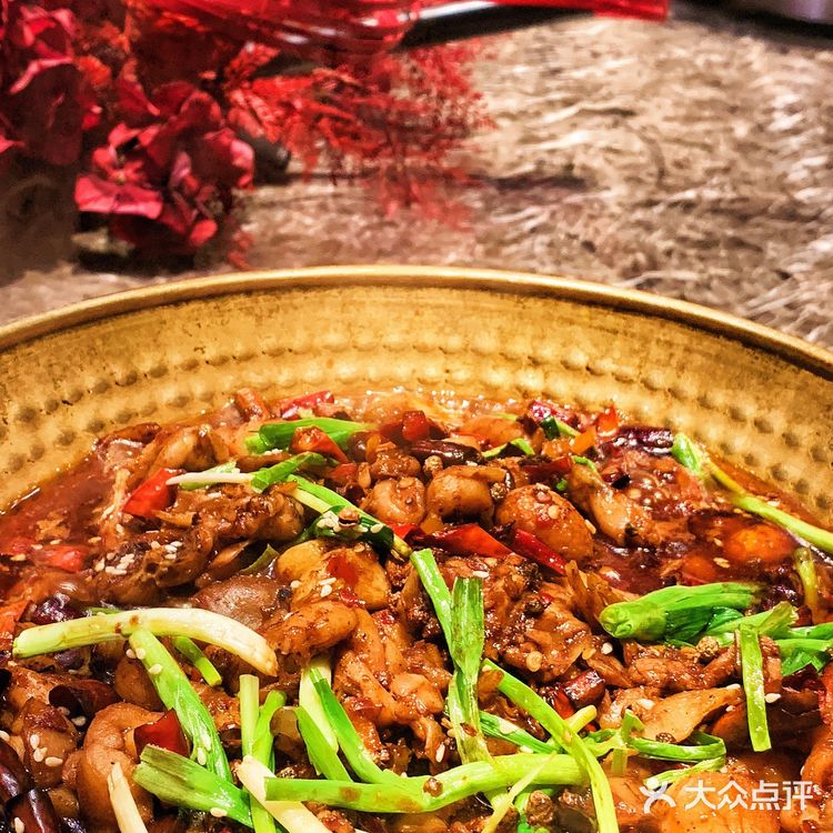♨️在喜欢的地方和喜欢的人享受喜欢的湘菜｜2046湘味厨房