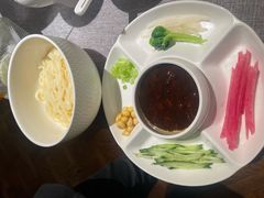 -秀儿四九城·新京菜(亚运村鸟巢店)