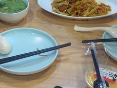 -宏状元现熬粥·京味菜(黄寺大街店)