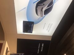-TESLA 特斯拉(上海太古汇体验店)