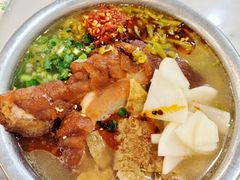 -肥佬良扣肉粉面店(梧州总店)