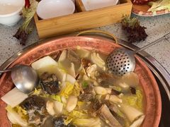 -阿婆情腊排骨火锅(金虹路店)