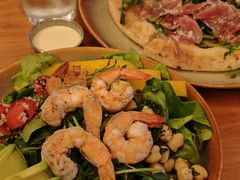 鲜虾香芒牛油果沙拉-COMMUNE幻师(五角场店)