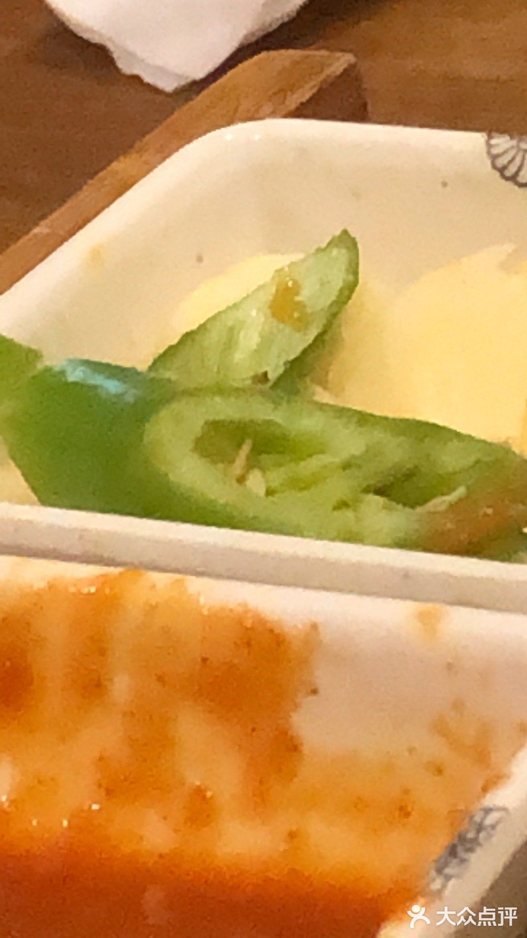 眼泪一秒坠落！还不错，但是我喜欢甜甜的口味！