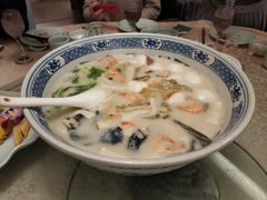 千岛湖鱼头-山外山菜馆(玉泉路店)