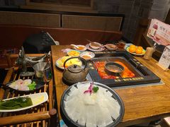 -老牌坊云南鱼豆花火锅(哈西万达店)