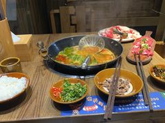 -贵厨酸汤牛肉(小十字店)