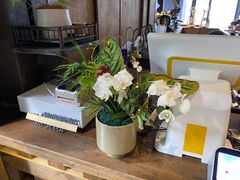 -Metal hands·铁手咖啡