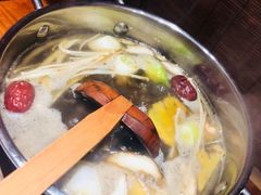 -独食火锅·半米屋台(直营总店)
