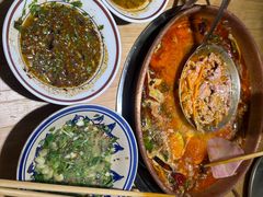 -洱火云南酸菜牛肉火锅(石景山当代商城店)