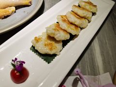 香煎墨鱼饼-岭南真味·匠心粤菜(K11店)