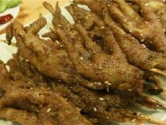 -清真磊磊烧烤老店(饮虎池街34号店)