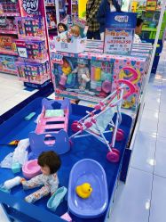 -玩具反斗城(正大广场店)