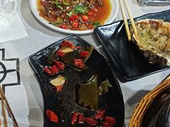 -云晓光头烧烤吧(盛夏店)