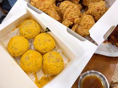 -BHC炸鸡(明洞总店)