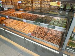 -读酥世家(松江新城地铁站店)
