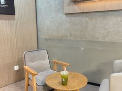 -瑞幸咖啡(大都会东方广场店)