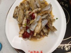 -老东镇啤酒屋海鲜加工·蒸汽海鲜·海鲜烧烤(台东店)