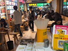 -郑记•不夜城烧烤•龙虾•虾蟹(黄鹤楼店)