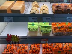 -花园饼屋·吐司蛋糕面包(星海店)