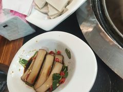 -三里屯土灶炖公鸡地锅鸡(江东店)