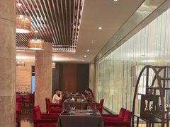 -粤尚腾香居中餐厅(首都机场希尔顿店)