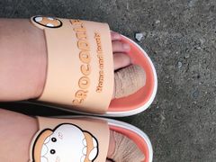 -世龙世家灰指甲鸡眼脚气甲沟炎跖疣护理(通州店)