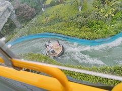 -七彩云南欢乐世界