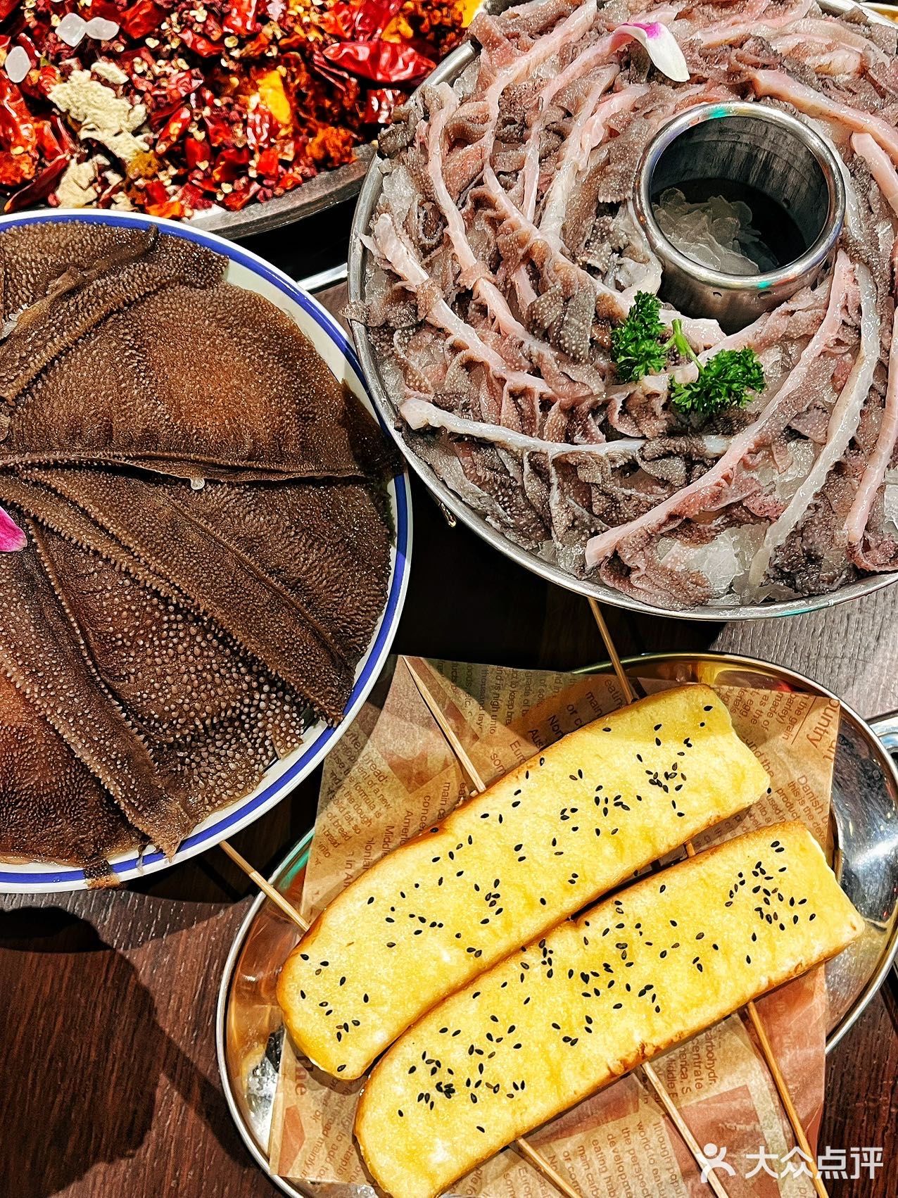 谁说济南没有公路夜市火锅？就在泉城路！