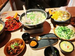 -川堂风·跷脚牛肉·乐山爆炒(宝山日月光店)