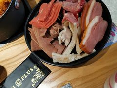 -爱伲PLUS·牛肉海鲜自助火锅(融创店)