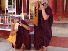 -ခြောက်ထပ်ကြီးရွှေသာလျောင်းဘုရားကြီး