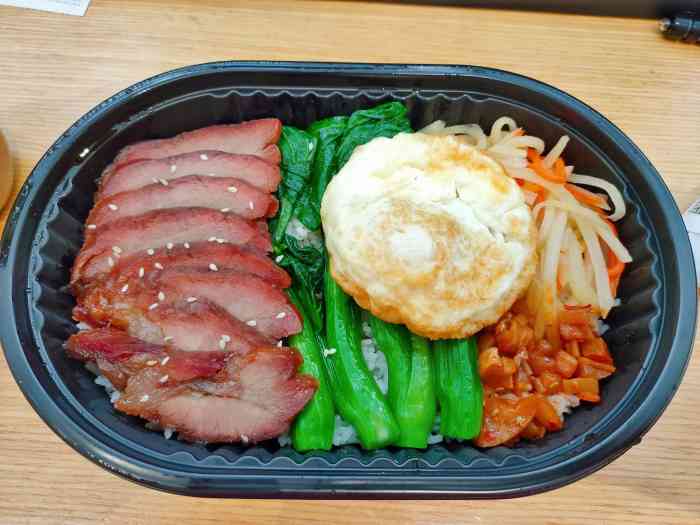 性价比较高的叉烧饭 继续外卖外卖外卖走起 在大众点评在搜到的一家