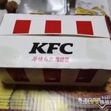 肯德基配尊宝披萨混搭相当舒适
