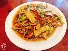 -鑫胜私房菜(球场路店)