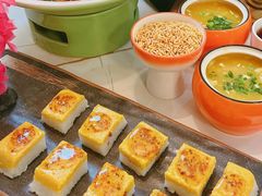 -阿瓦山寨·湘菜现炒·剁椒鱼头王(咸阳总店)