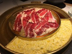 -猪啊牛呀羊啊铜盘烤肉(正大广场店)