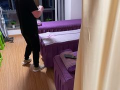 -顺则昌推按正骨理疗